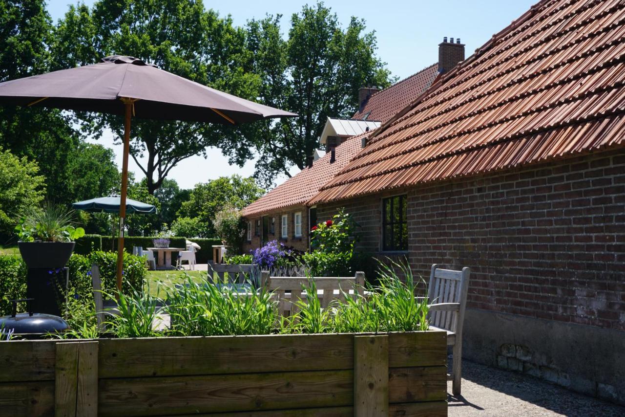 Het Leeuwterveld Bed & Breakfast Sint Jansklooster Exterior photo